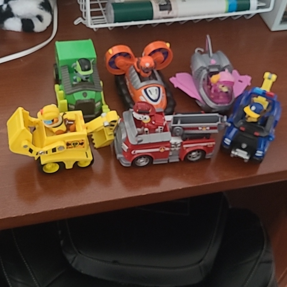 Paw Patrol Figurines With Vehicles